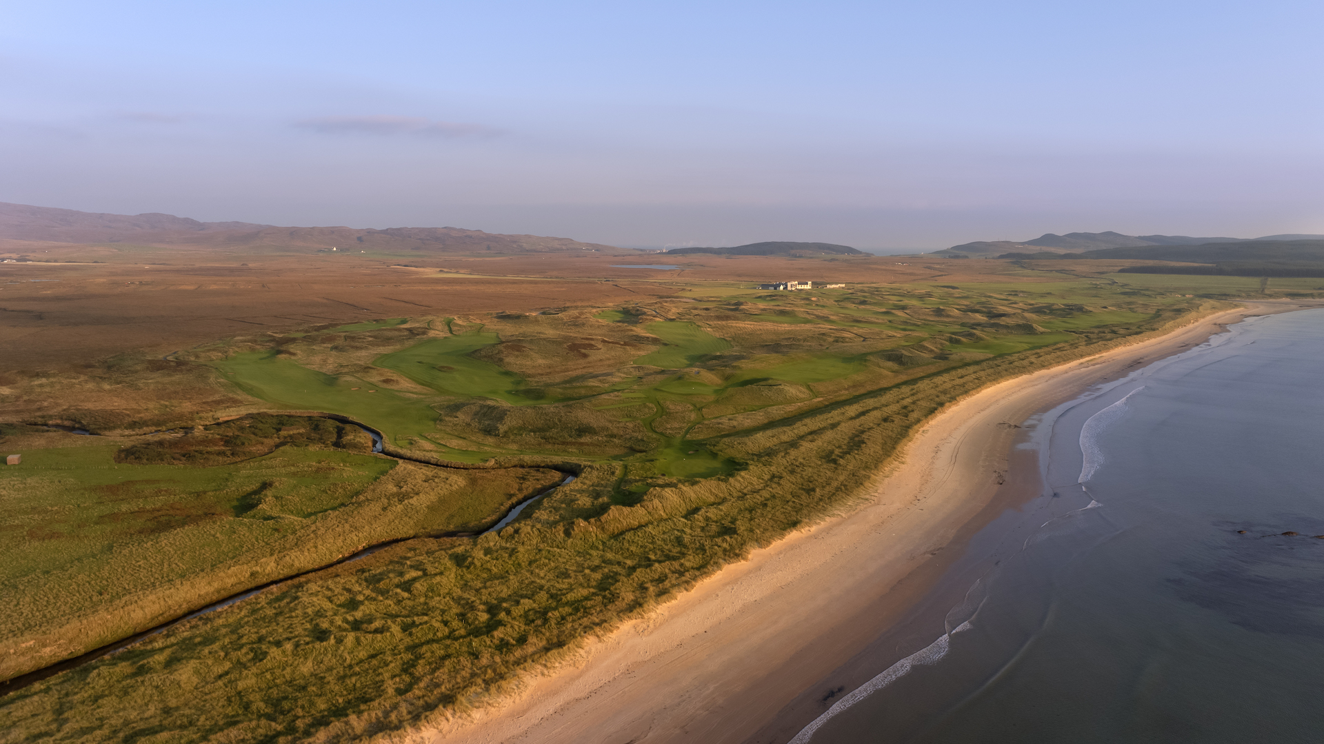 ANOTHER PLACE, THE MACHRIE | The Ultimate Golf Day Guide