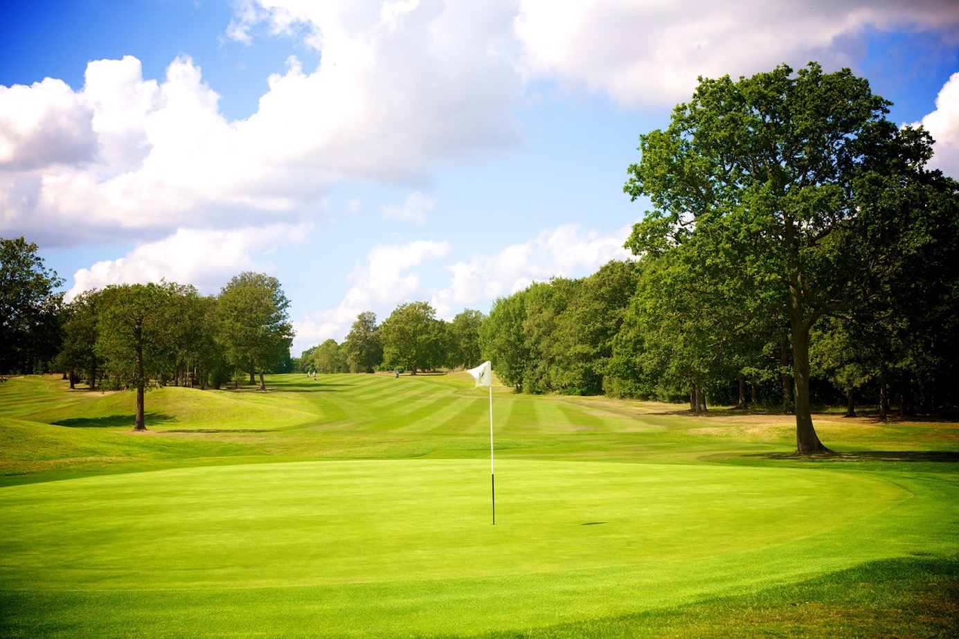 the-drift-the-ultimate-golf-day-guide